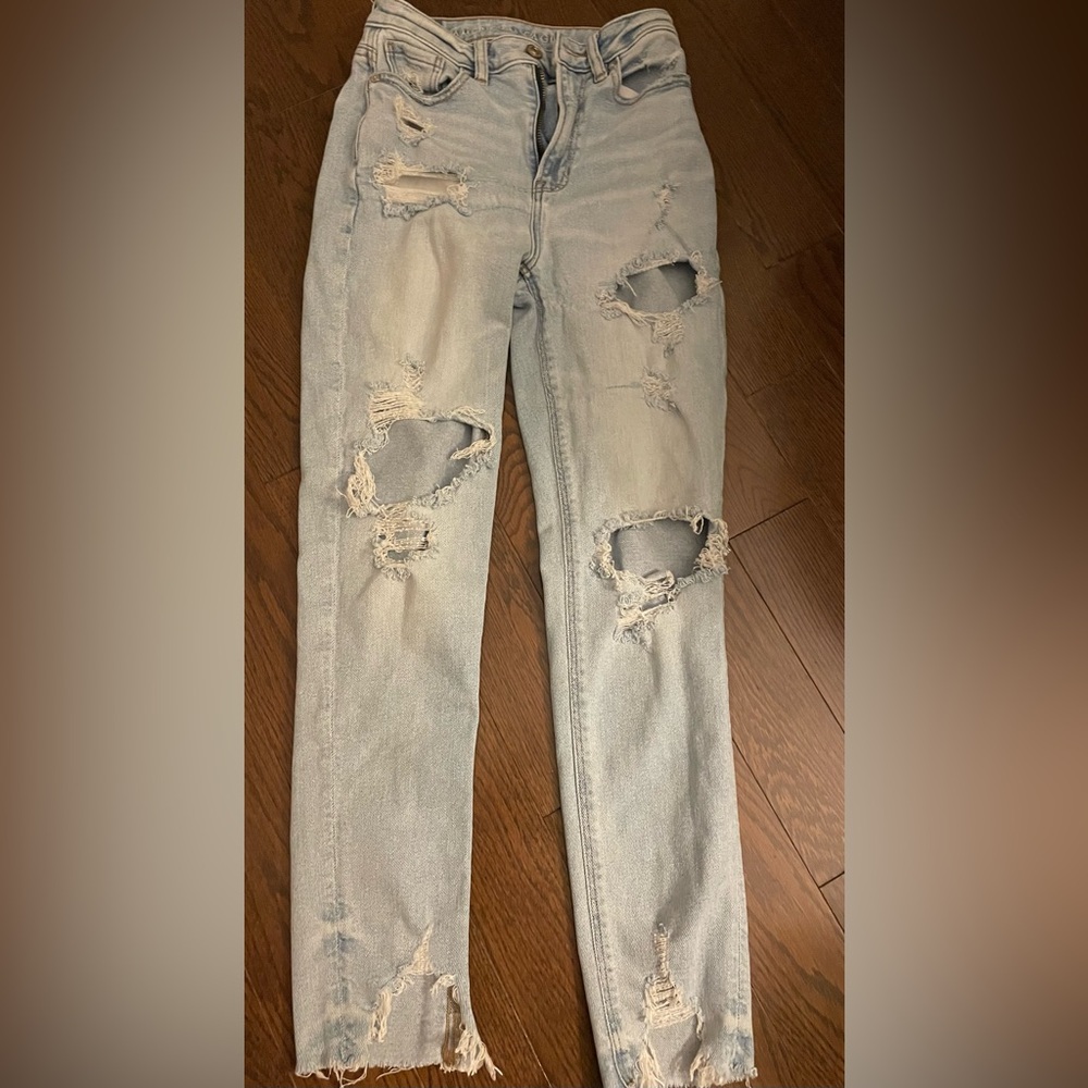 American Eagle Outfitters Light Blue Distressed Highest Rise Mom Jeans